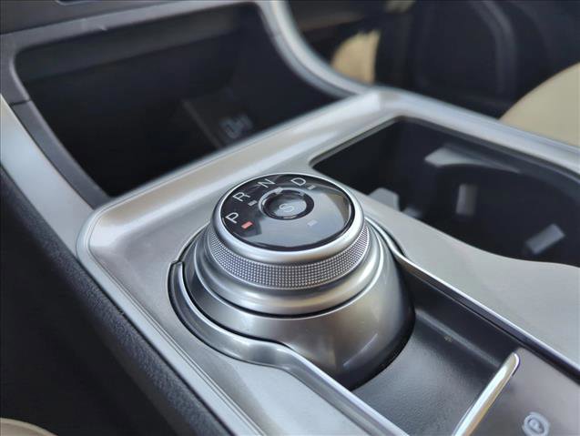 Certified 2024 Ford Edge SEL w/ Convenience Package image 12