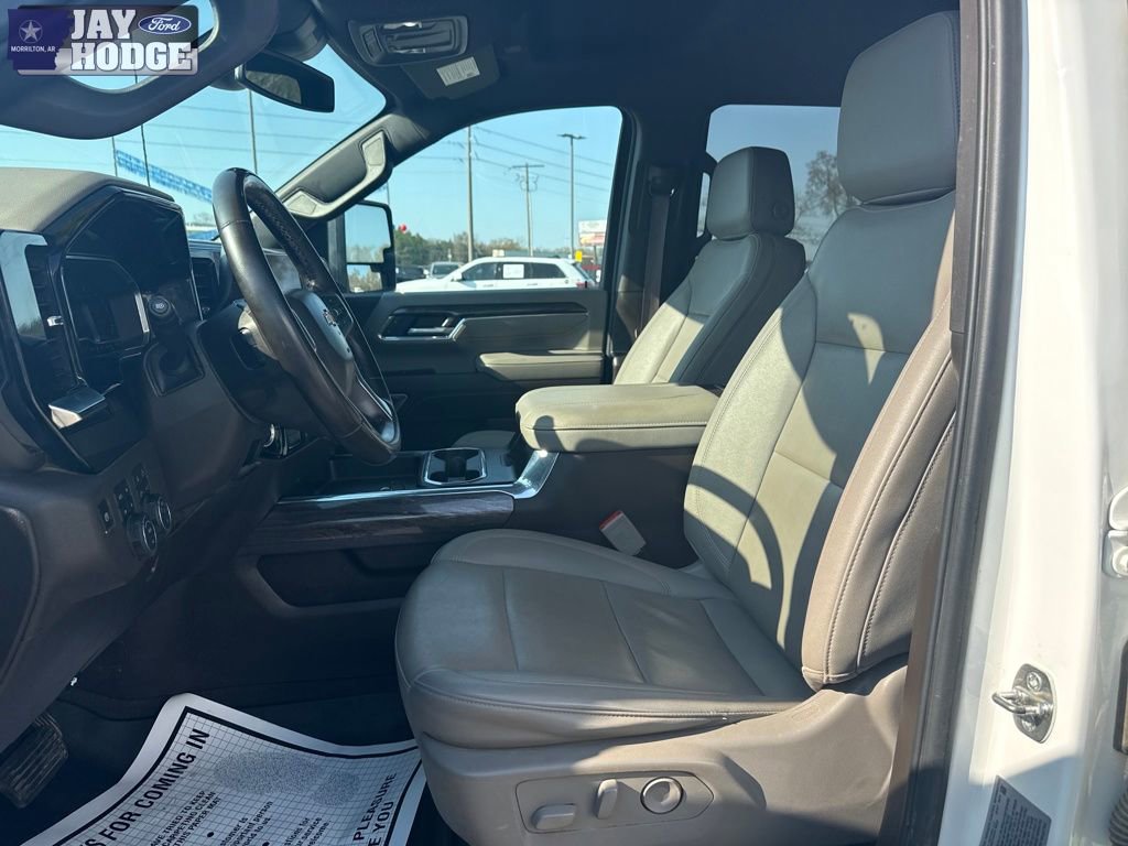 Used 2024 Chevrolet Silverado 2500 LTZ w/ LTZ Convenience Package image 20