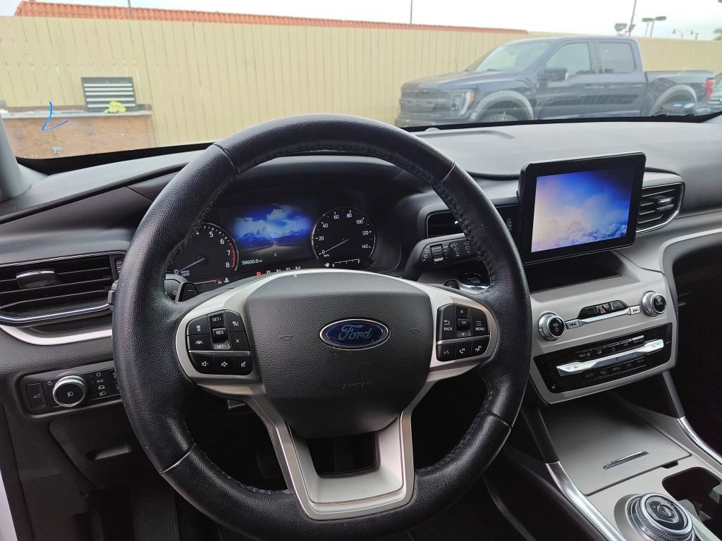 Certified 2021 Ford Explorer XLT image 10