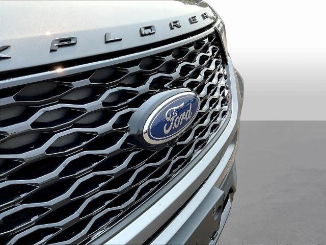 Certified 2023 Ford Explorer ST w/ Technology Package AWD/4WD image 36