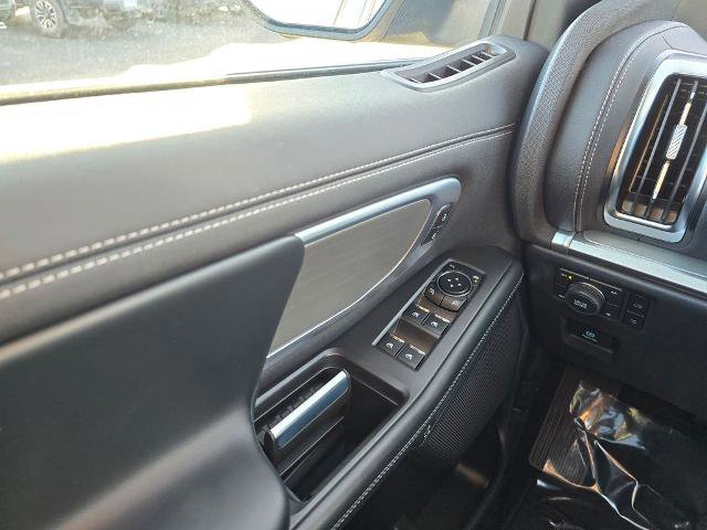 Certified 2025 Ford Expedition Max Platinum image 32