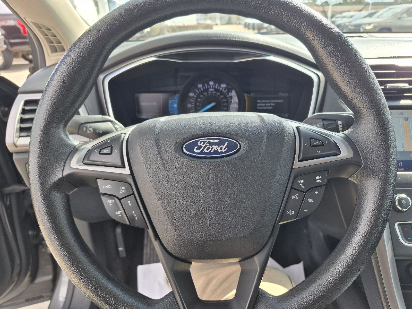 Certified 2020 Ford Fusion SE image 15