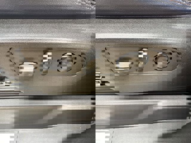 Used 2022 Chevrolet Silverado 1500 High Country w/ Technology Package image 40