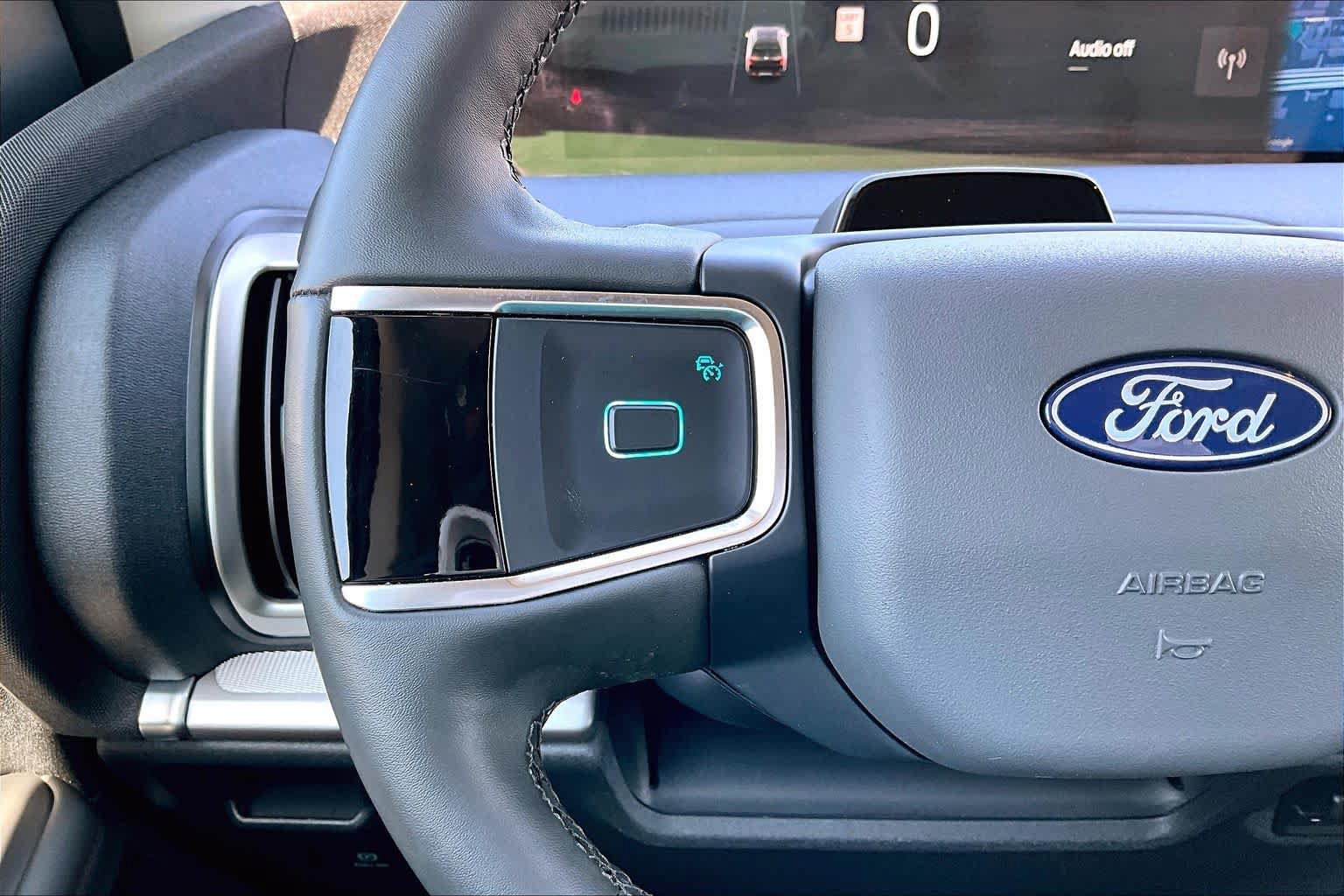 Certified 2025 Ford Expedition Active RWD image 24