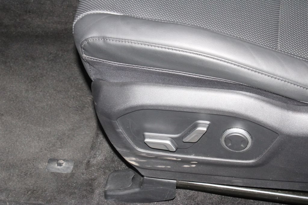 Used 2025 Hyundai Santa Fe SEL AWD/4WD image 23