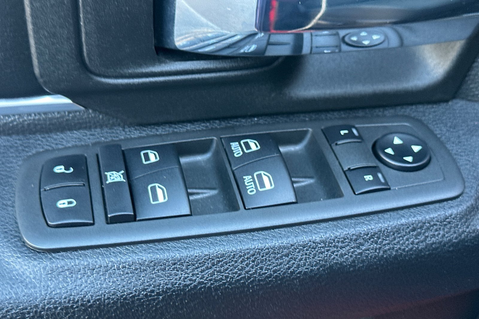 Used 2022 RAM 1500 Warlock RWD image 12