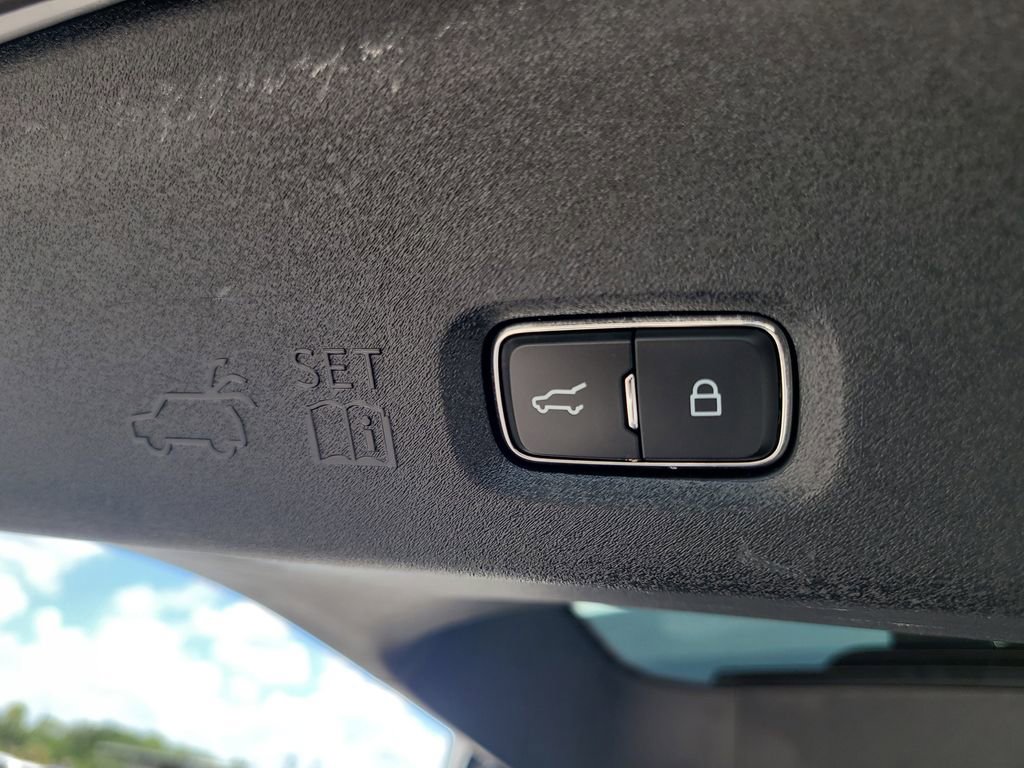 Certified 2025 Ford Expedition Max Active RWD image 10