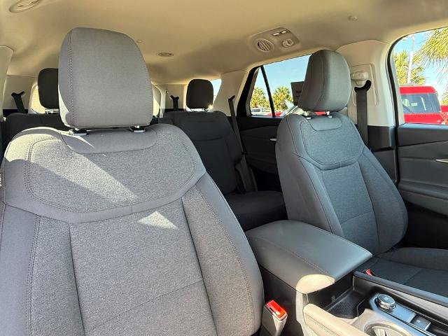 Certified 2025 Ford Explorer Active image 39