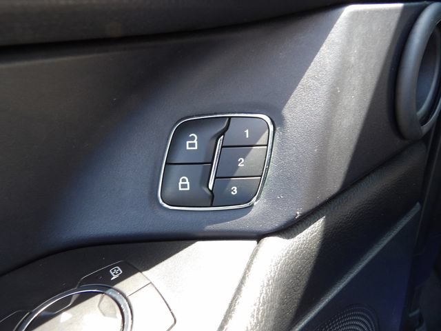 Certified 2018 Ford Expedition XLT w/ Equipment Group 202A RWD image 27