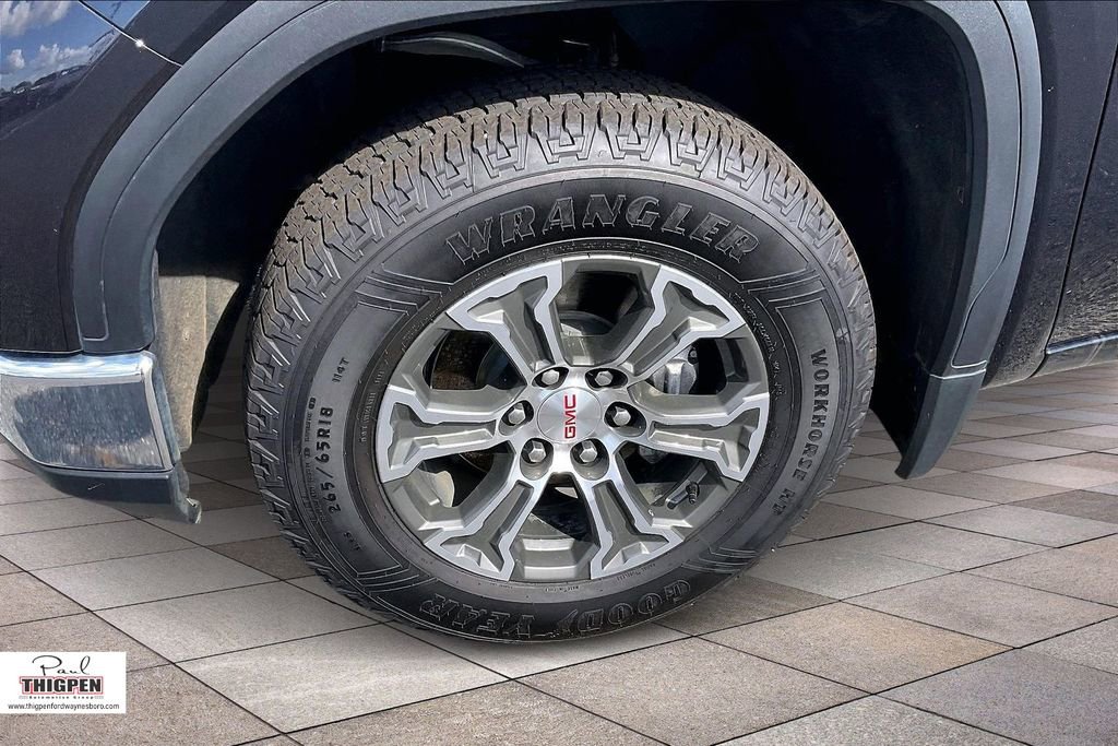 Used 2025 GMC Sierra 1500 SLT image 9