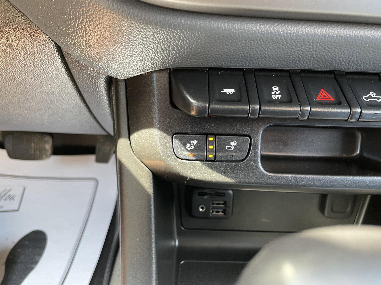 Used 2022 Chevrolet Colorado Z71 AWD/4WD image 28