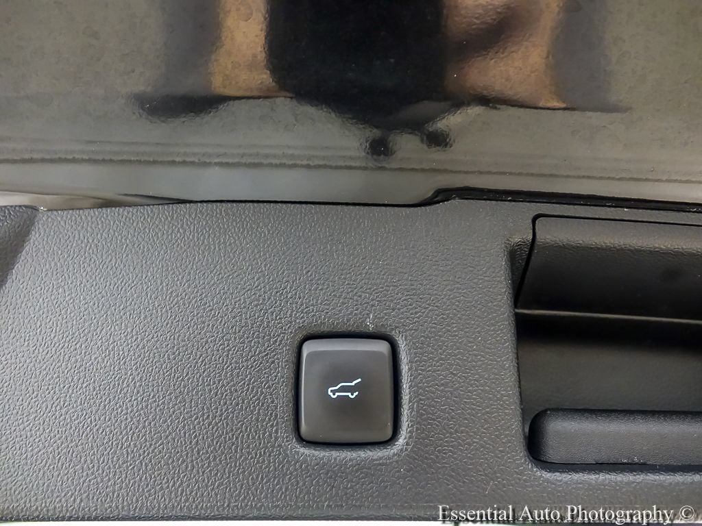Certified 2022 Ford Escape SEL w/ SEL Stealth AWD Package image 24