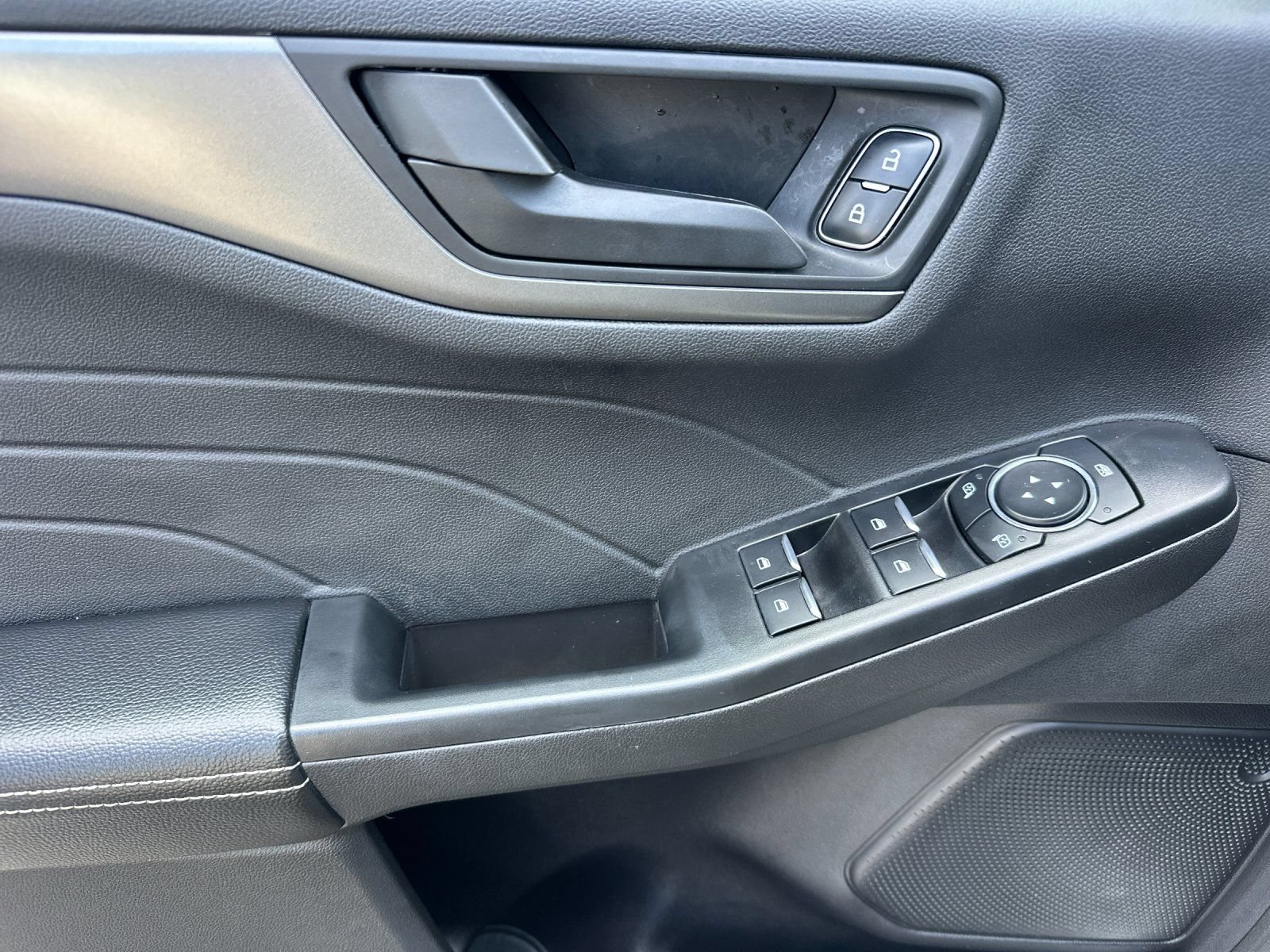 Certified 2023 Ford Escape Active FWD image 10