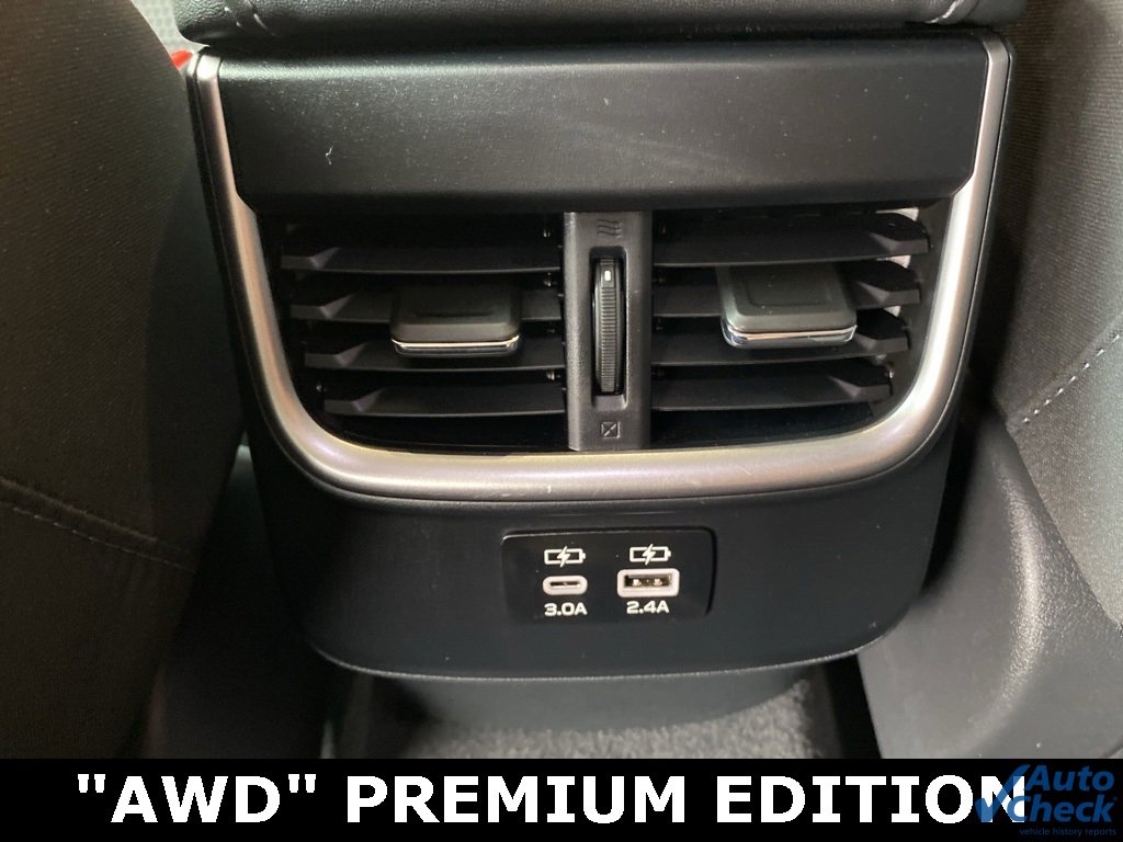 Used 2024 Subaru Outback Premium image 20