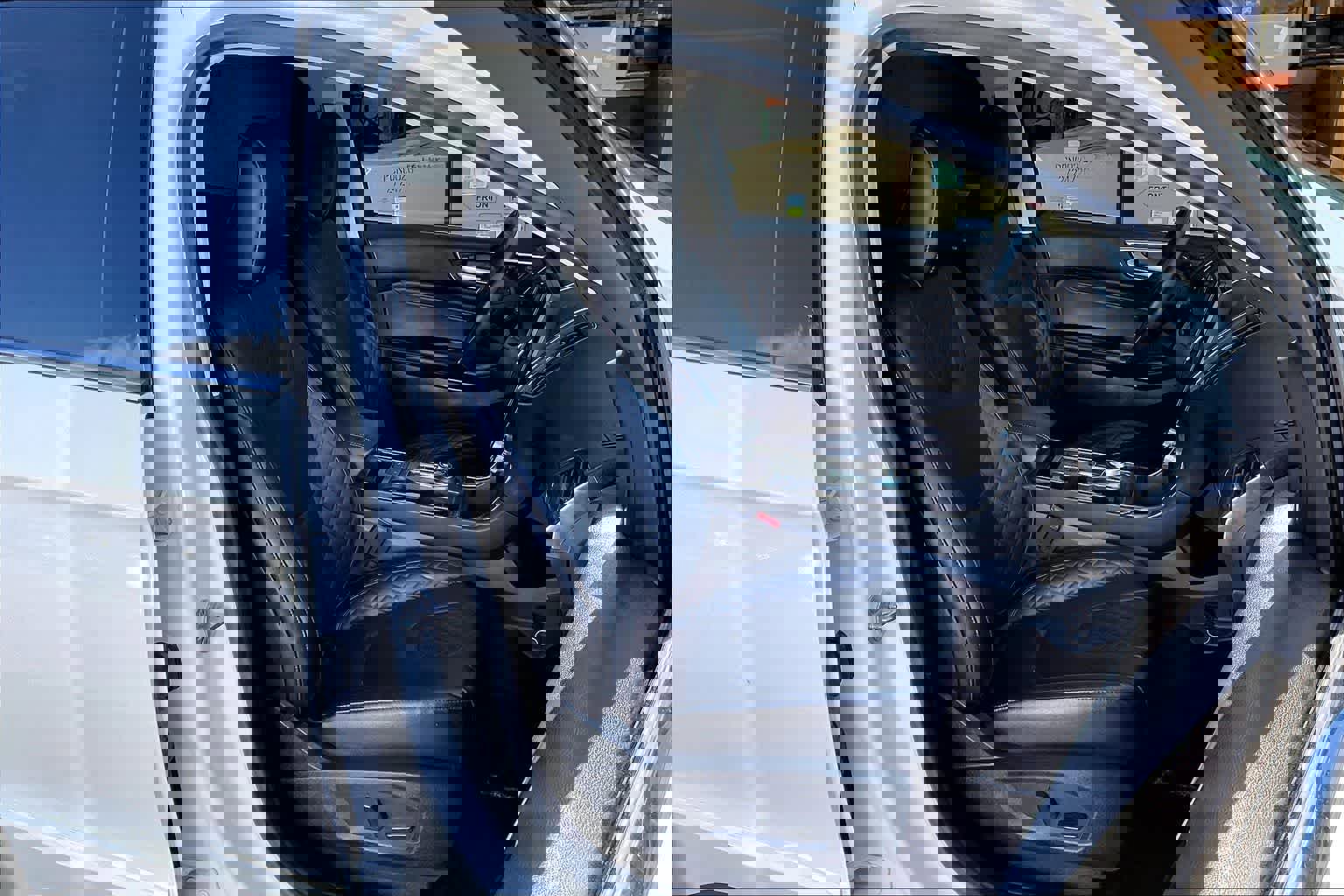 Certified 2024 Ford Edge Titanium w/ Equipment Group 301A image 15