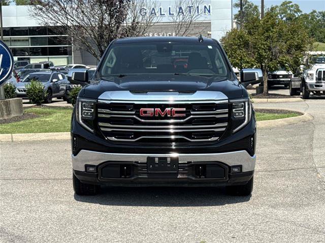 Used 2025 GMC Sierra 1500 SLT AWD/4WD image 2