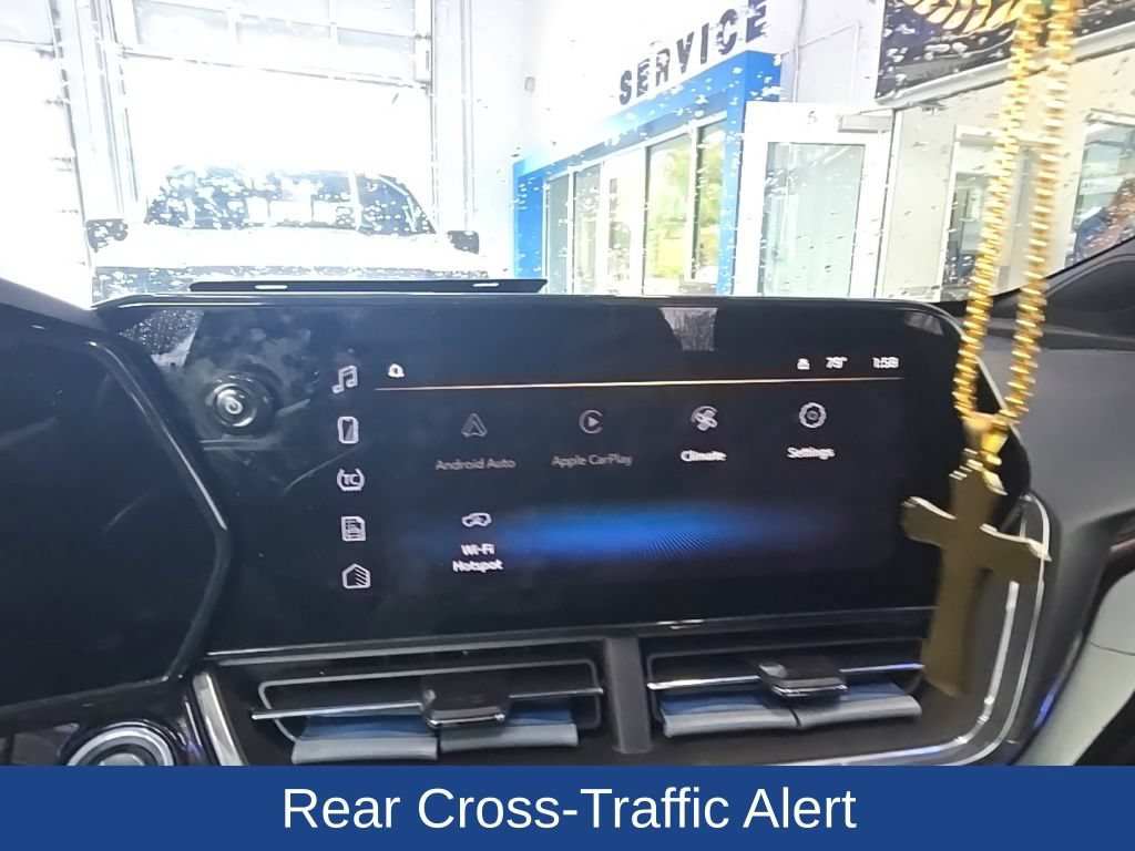 Used 2024 Chevrolet Trax RS w/ Driver Confidence Package FWD image 9