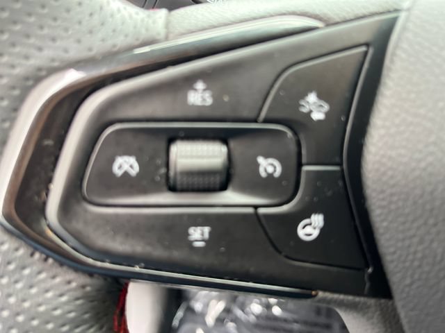 Used 2023 Chevrolet TrailBlazer RS AWD/4WD image 28