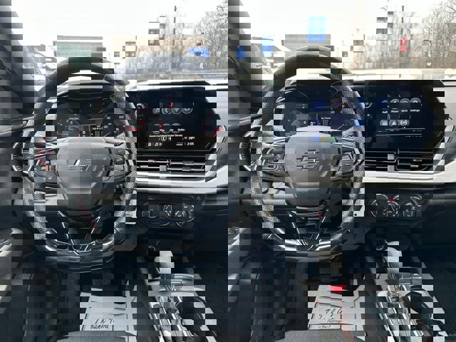 Used 2024 Chevrolet Trax RS w/ Driver Confidence Package image 21