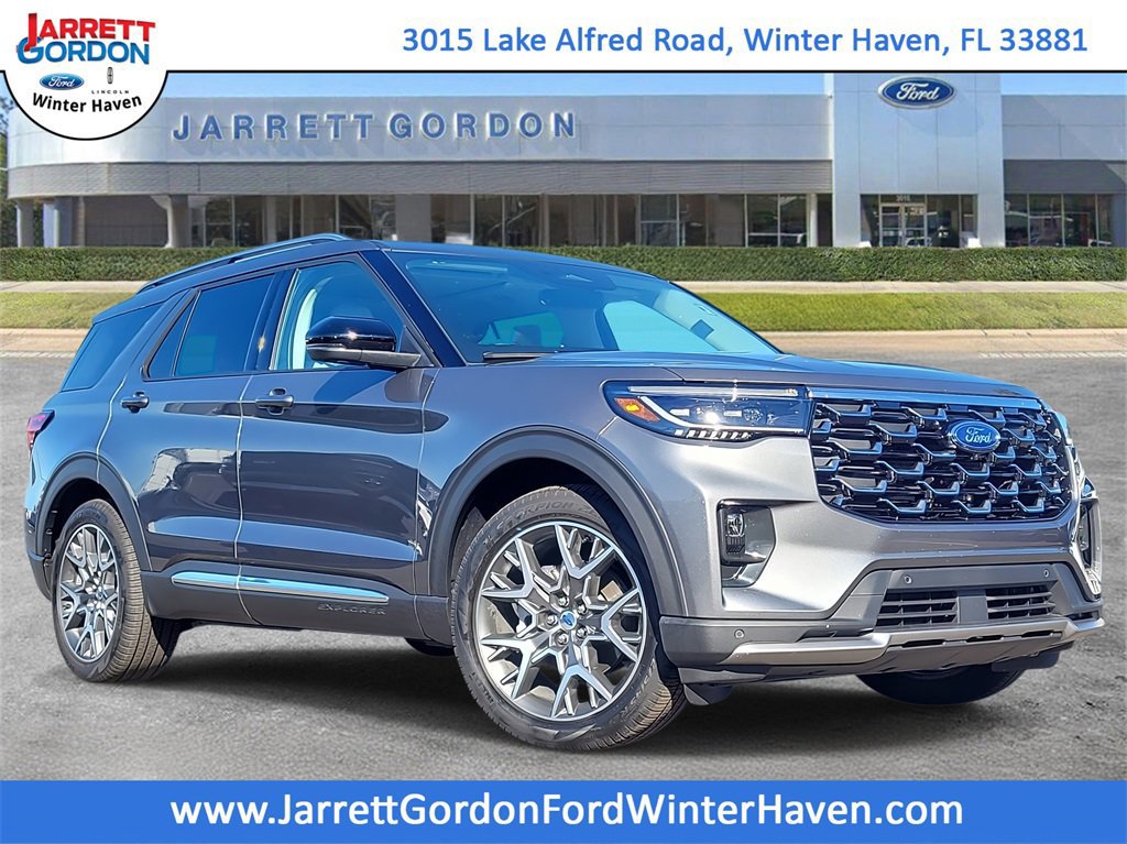 Certified 2025 Ford Explorer Platinum w/ Ultimate Package image 4