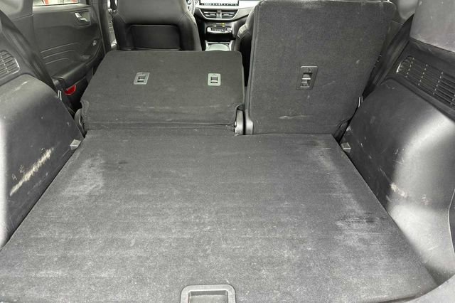 Certified 2023 Ford Escape SE w/ PHEV Premium Package image 13