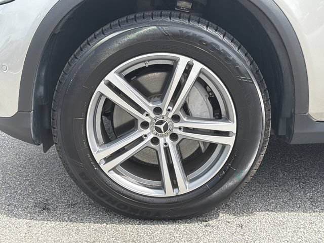 Used 2022 Mercedes-Benz GLC 300 image 13
