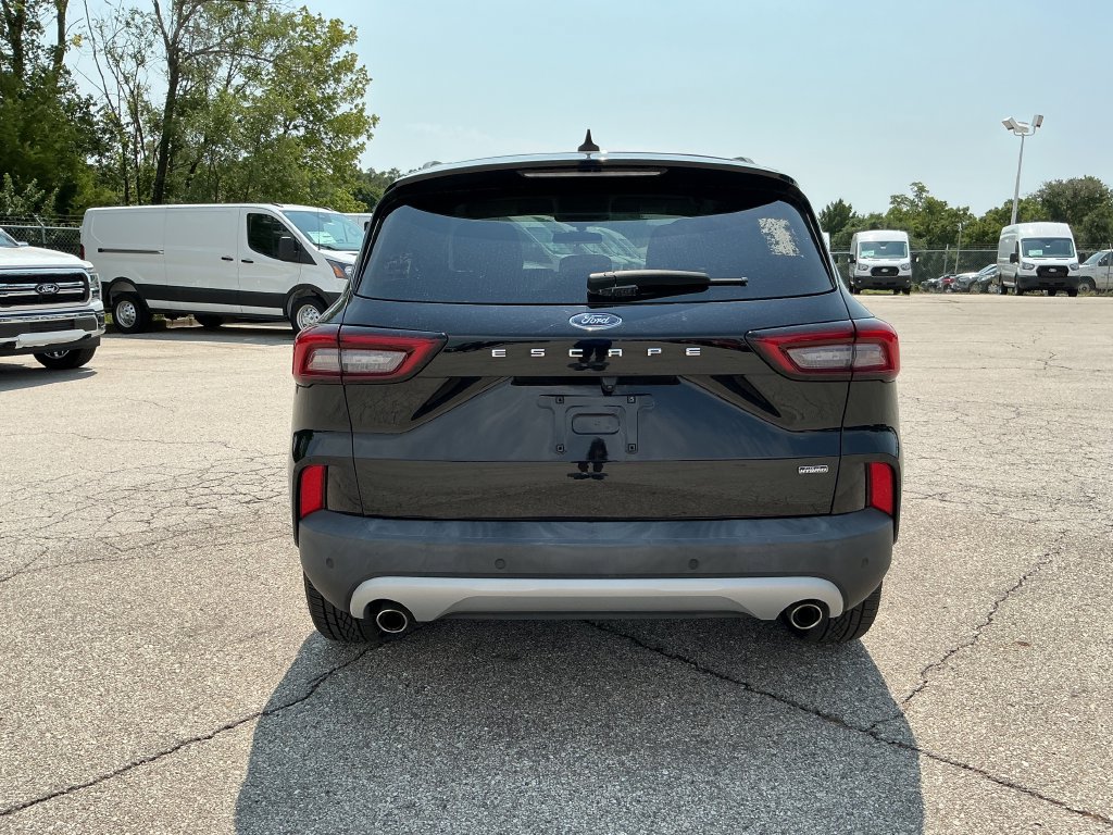 Certified 2023 Ford Escape SE FWD image 4