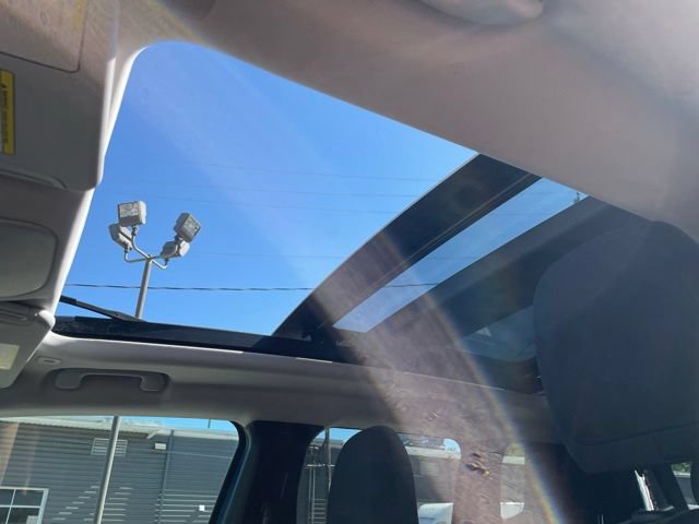 Used 2018 Jeep Renegade Altitude AWD/4WD image 31