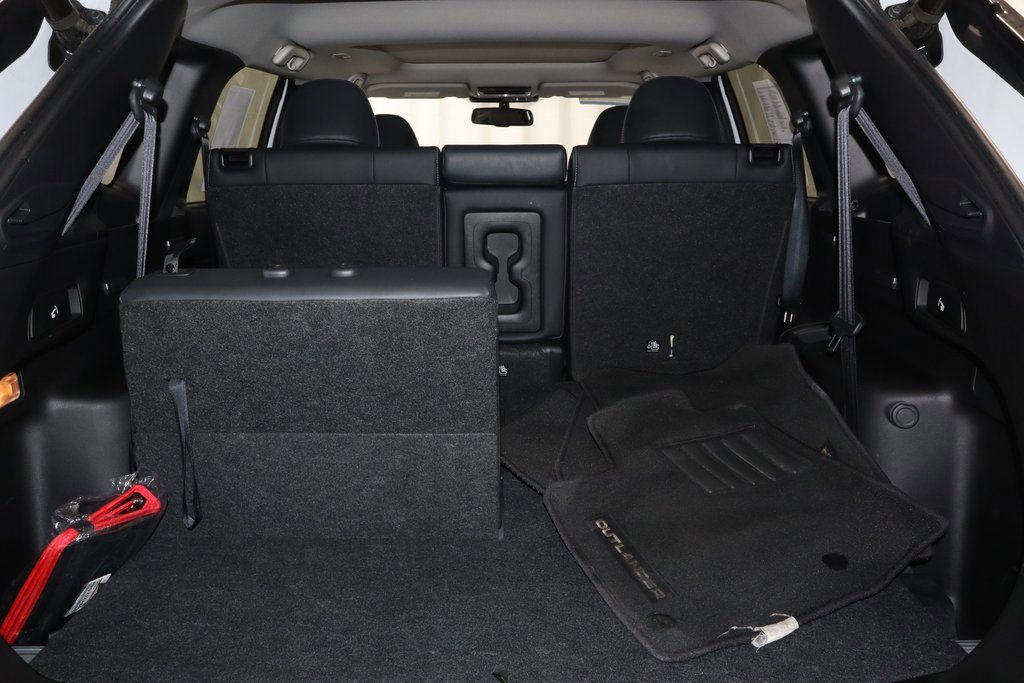 Used 2023 Mitsubishi Outlander SE image 17