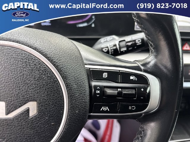 Used 2024 Kia Sportage EX AWD/4WD image 23