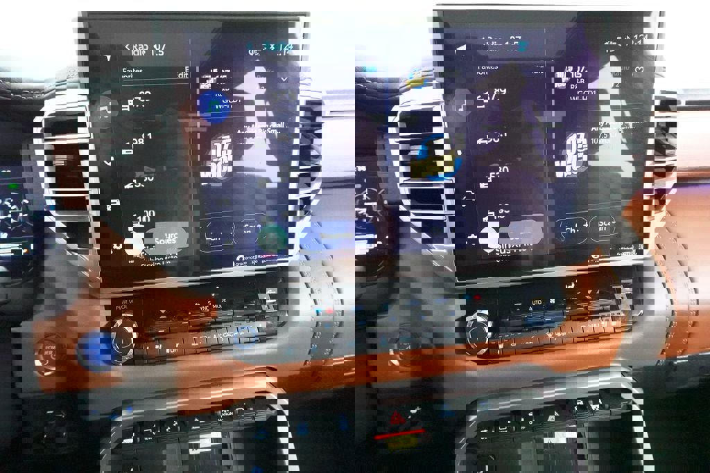 Used 2022 Toyota Tundra 1794 Edition w/ Advanced Package AWD/4WD image 15