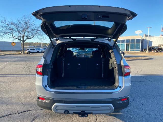 Used 2025 Honda Pilot TrailSport image 9