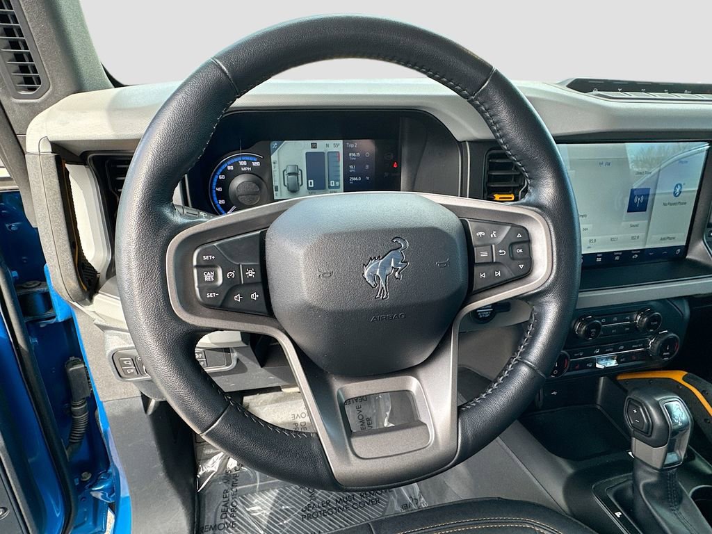 Certified 2022 Ford Bronco Badlands w/ Sasquatch Package AWD/4WD image 10