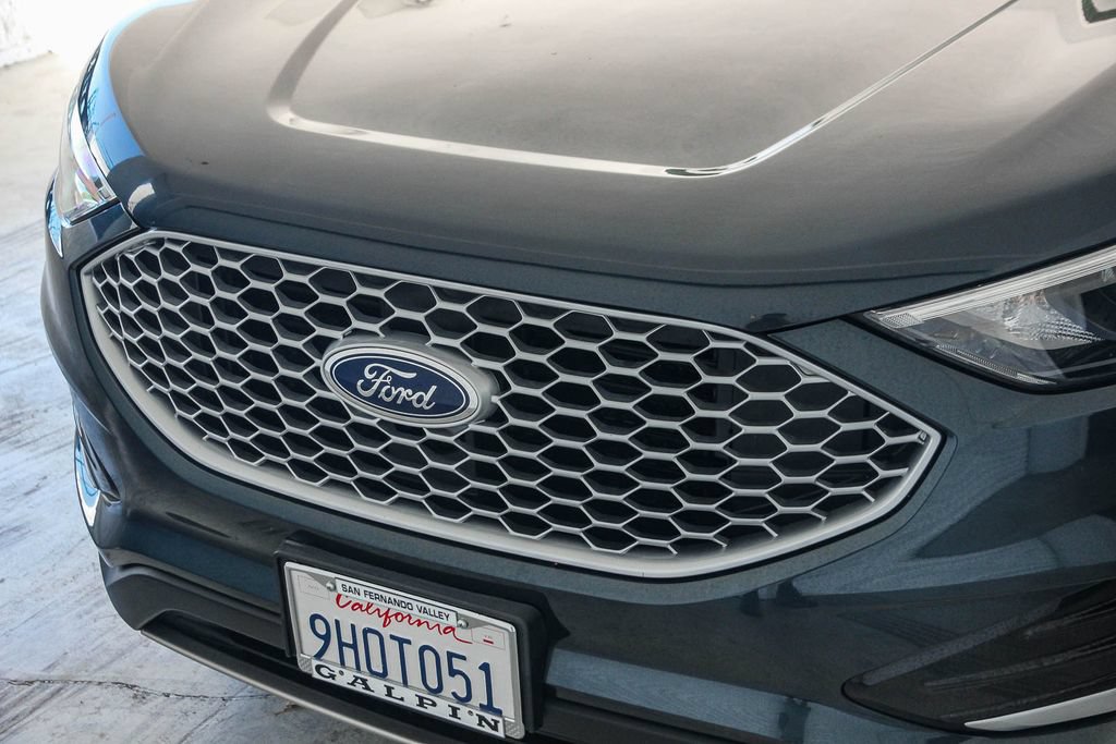 Certified 2023 Ford Edge SEL w/ Convenience Package AWD/4WD image 10