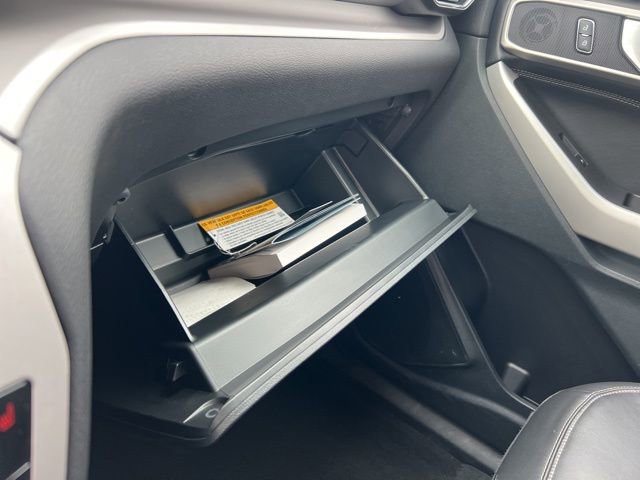 Certified 2024 Ford Explorer XLT w/ Equipment Group 202A image 17