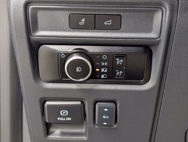 Certified 2024 Ford Expedition Limited AWD/4WD image 12