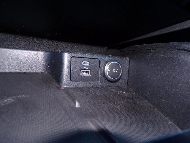 Certified 2021 Ford Escape SEL w/ Technology Package image 20