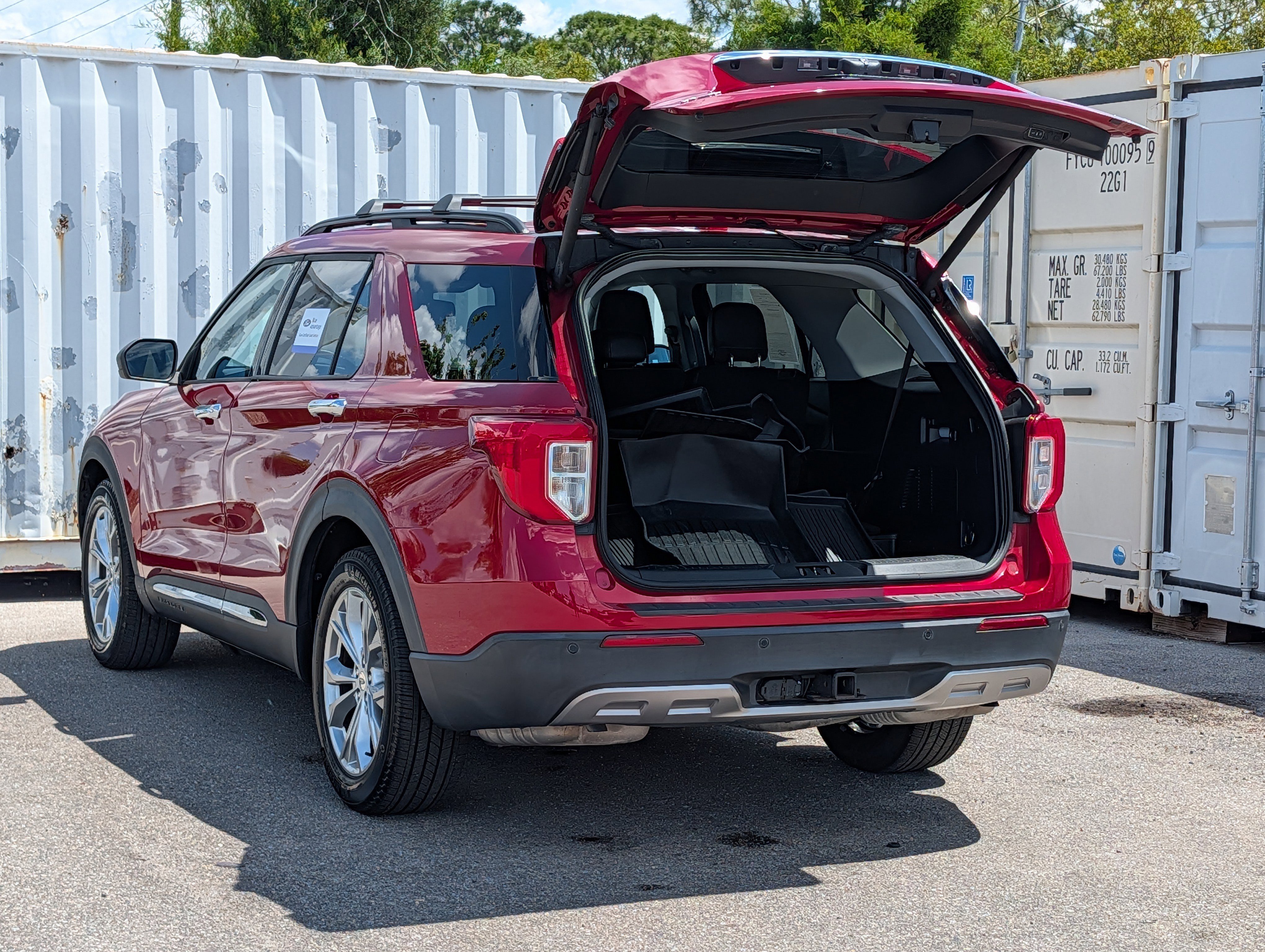 Certified 2020 Ford Explorer XLT w/ Equipment Group 202A RWD image 13