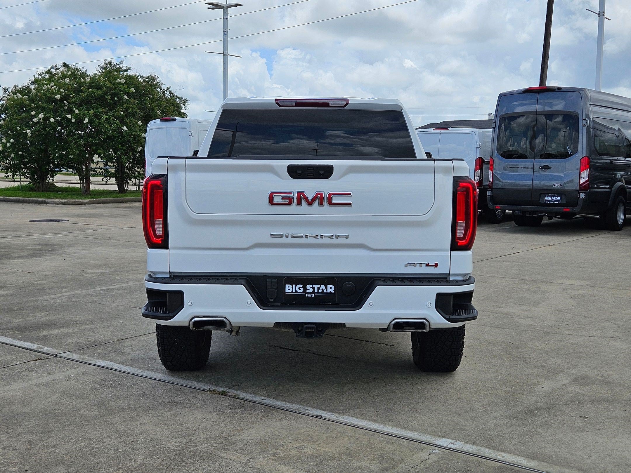 Used 2025 GMC Sierra 1500 AT4 AWD/4WD image 6
