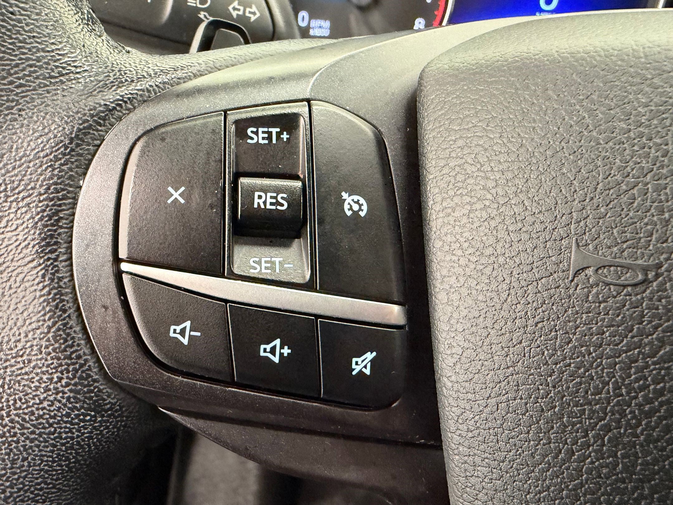 Certified 2020 Ford Explorer XLT image 17