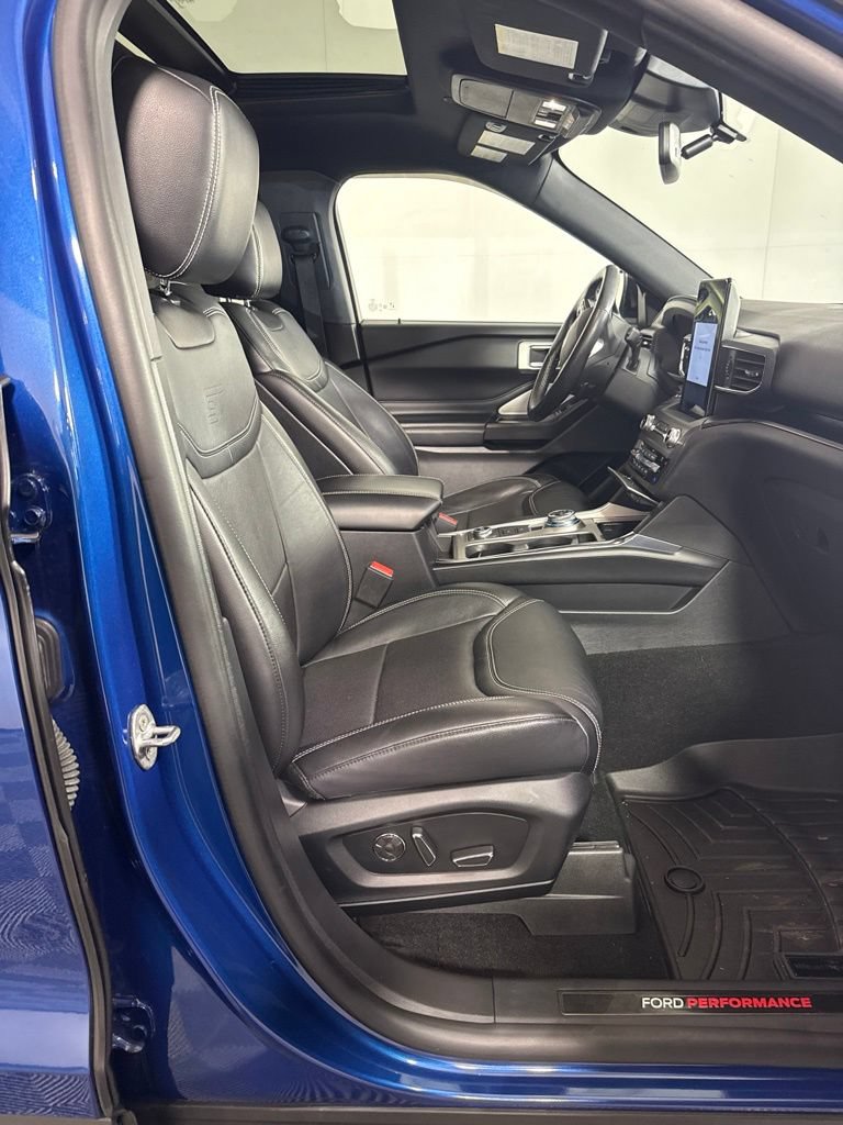 Certified 2020 Ford Explorer ST w/ ST Street Pack AWD/4WD image 19