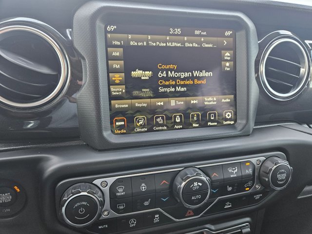 Used 2021 Jeep Wrangler Unlimited Sahara image 13