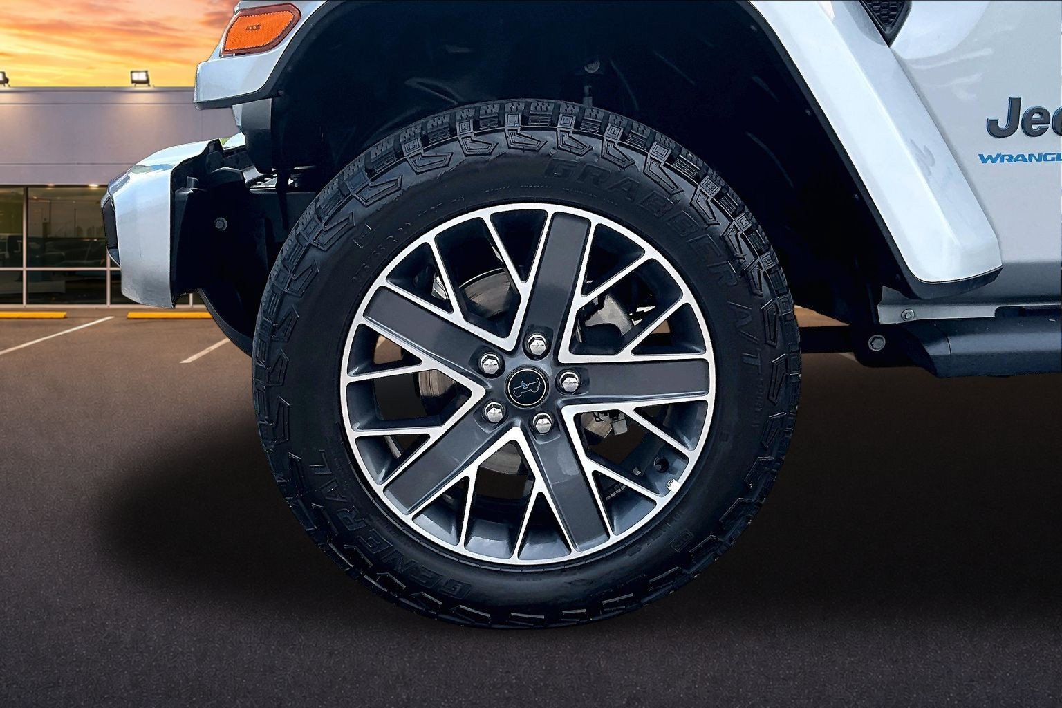 Used 2024 Jeep Wrangler High Altitude AWD/4WD image 9