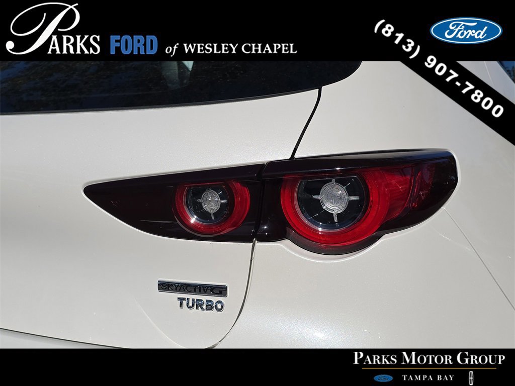 Used 2024 MAZDA MAZDA3 Hatchback w/ Appearance Package image 7