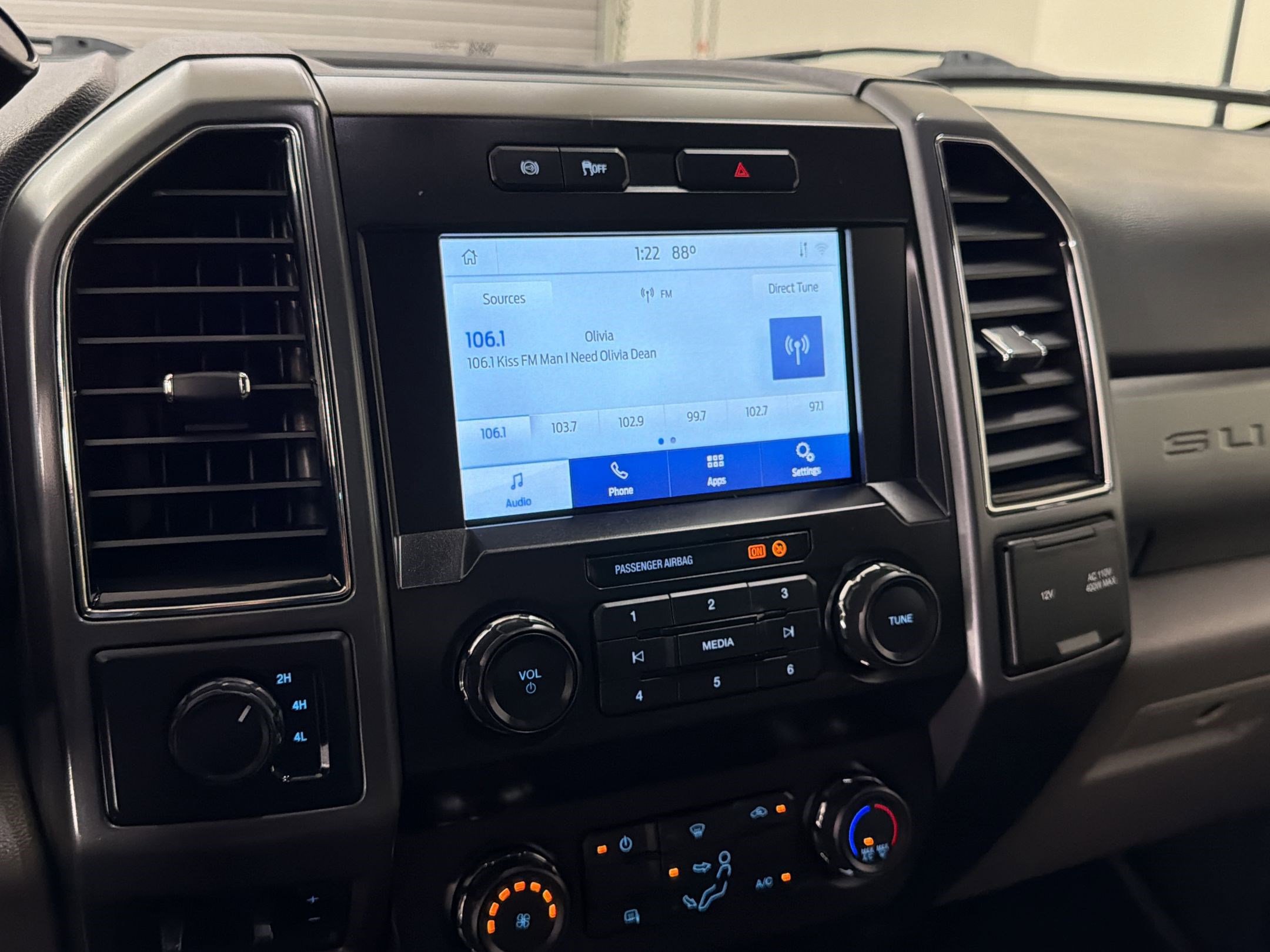 Certified 2022 Ford F250 XLT AWD/4WD image 24