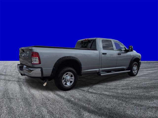 Used 2024 RAM 2500 Tradesman w/ Chrome Appearance Group AWD/4WD image 4