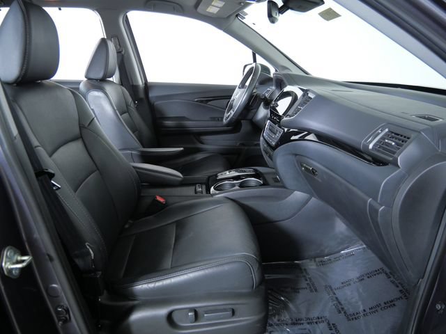 Used 2020 Honda Pilot Elite image 12