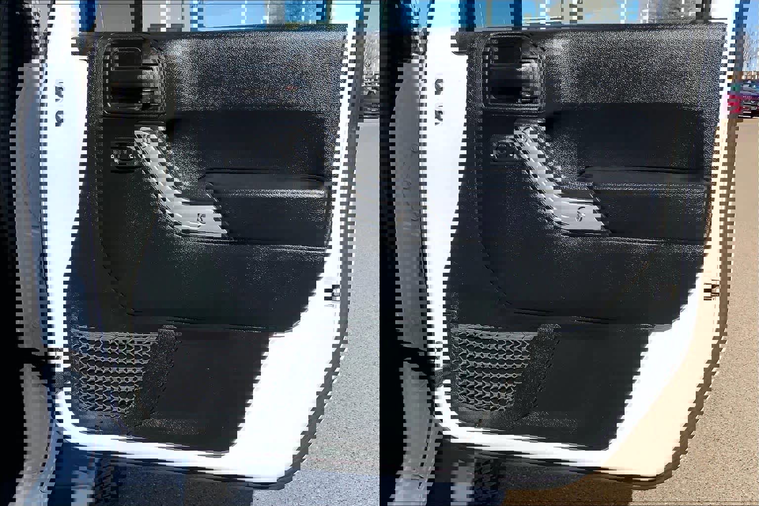 Used 2018 Jeep Wrangler Unlimited Sahara image 22