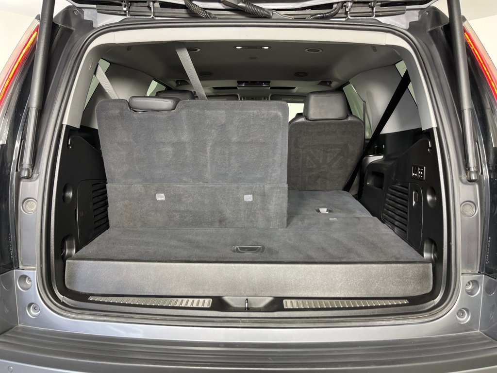 Used 2020 Cadillac Escalade Premium Luxury image 27