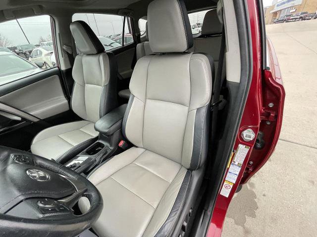 Used 2018 Toyota RAV4 Limited image 18